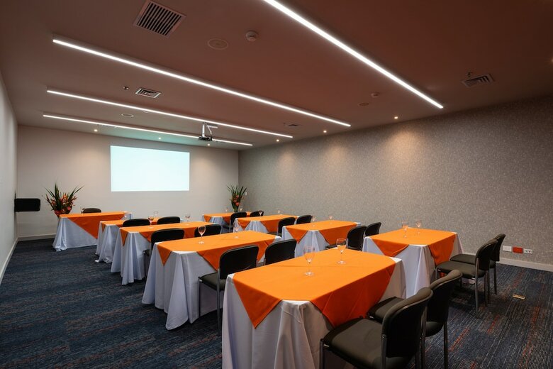 Hotel Holiday Inn Express & Suites Medellin