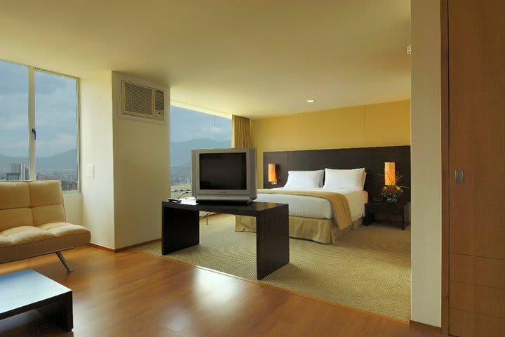 Hotel Holiday Inn Express & Suites Medellin
