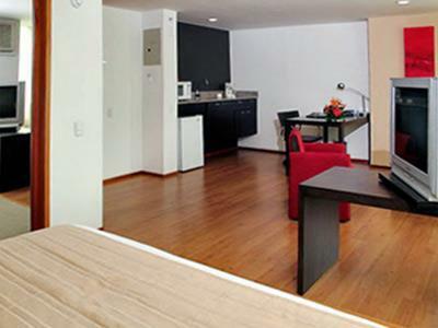 Hotel Holiday Inn Express & Suites Medellin