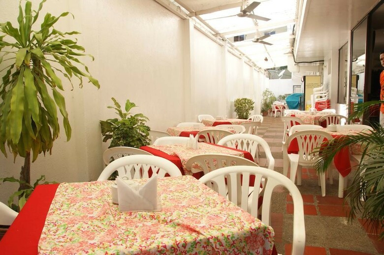 Hotel Mar Azul Inn