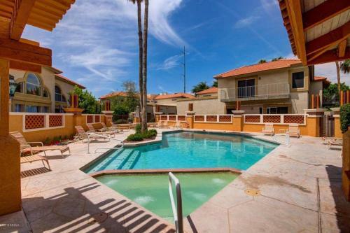 Phoenix Townhouse