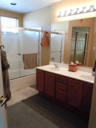 Phoenix Townhouse