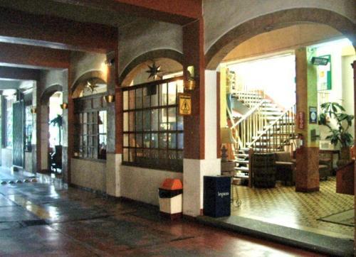 Hotel Colonial