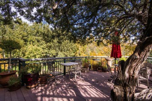 Posada The Inn On Oak Creek