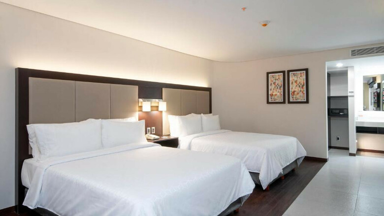 Hotel Samil Plaza