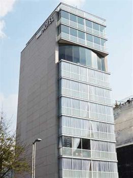 Hotel Block Suites