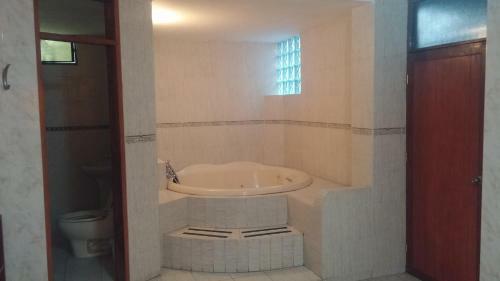 Hostal Hostello - Lima Airport