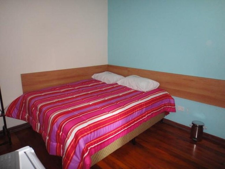 Hostal Pousada West