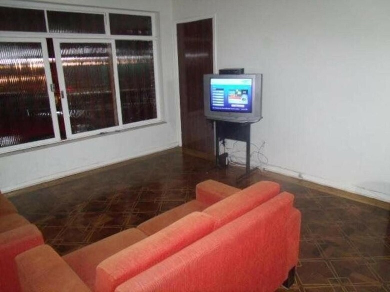 Hostal Pousada West