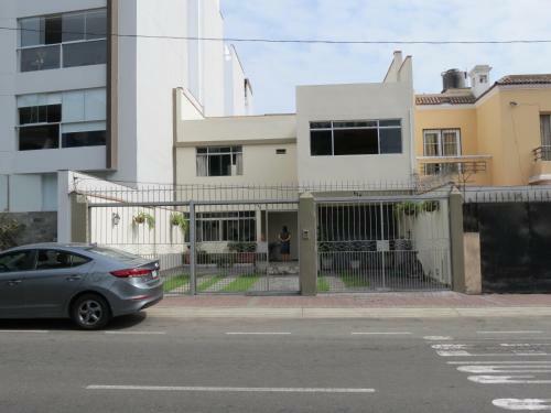 Hostal Miraflores Inn