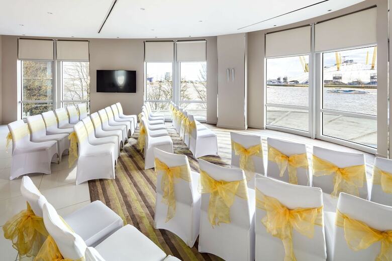 Hotel Radisson Blu Edwardian New Providence Wharf