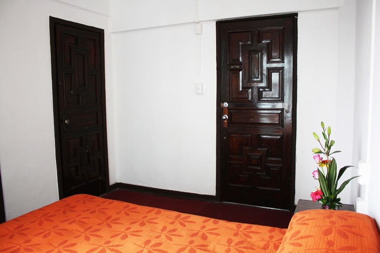 Hotel Virreyes