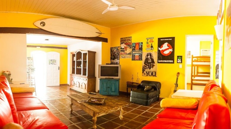 Yolo Hostel