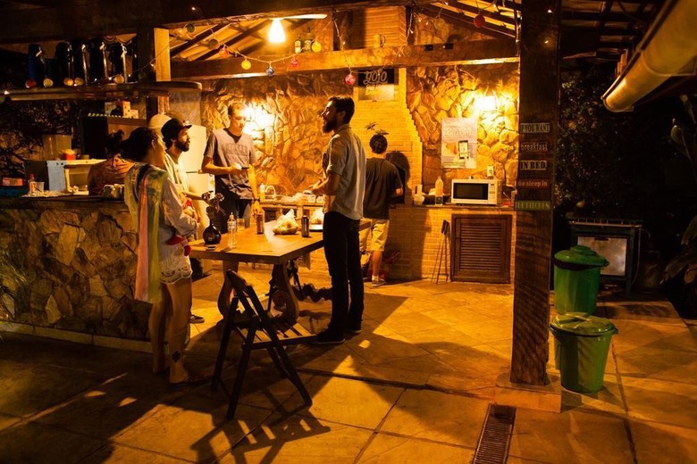 Yolo Hostel