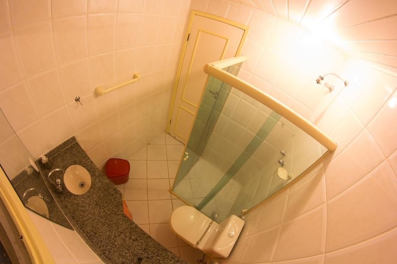 Yolo Hostel