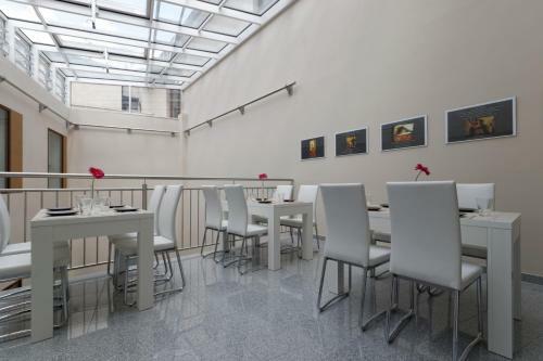 Atrium Apartments