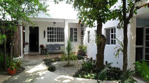 Villa Escondida B&B