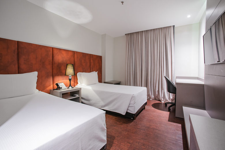 Hotel Slaviero Conceptual Brut