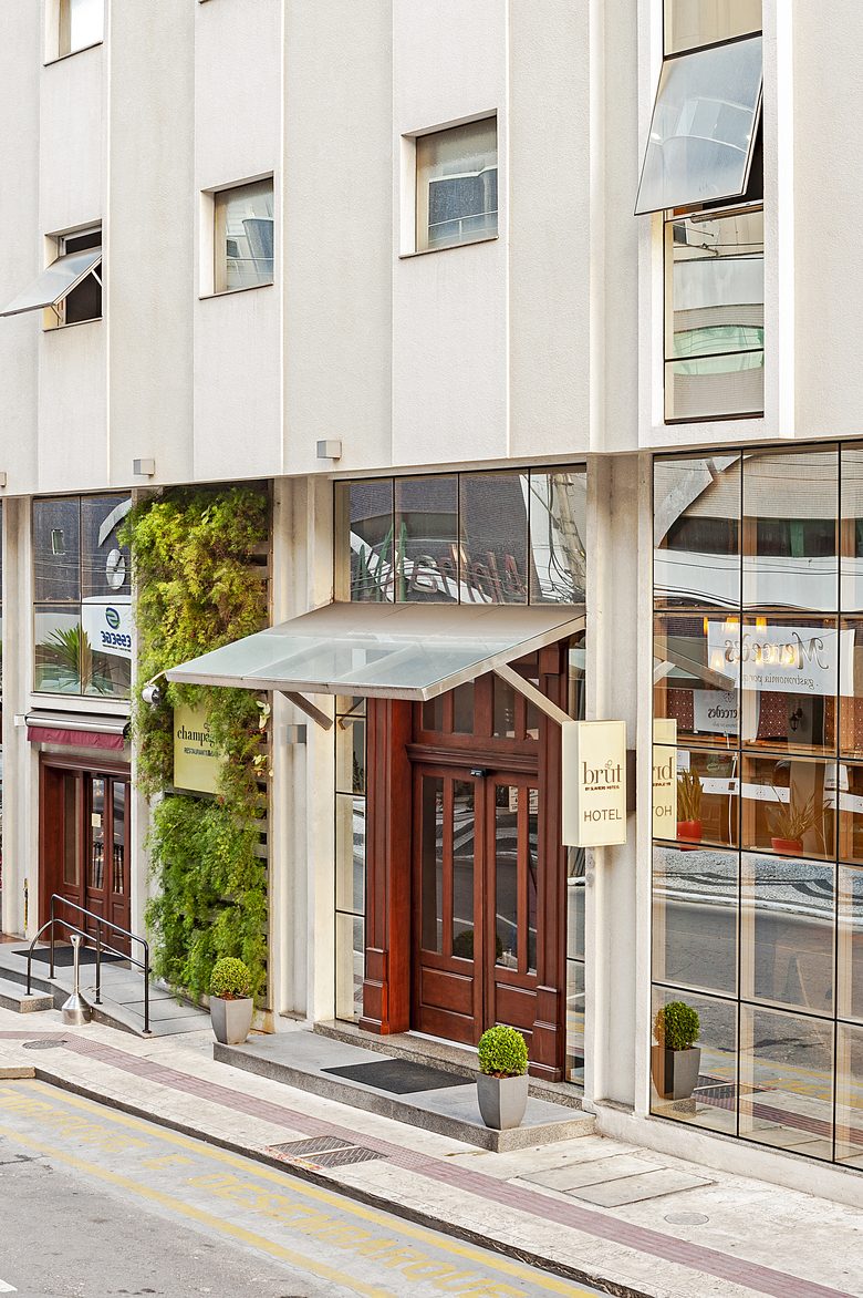 Hotel Slaviero Conceptual Brut