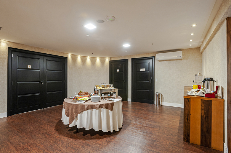 Hotel Slaviero Conceptual Brut