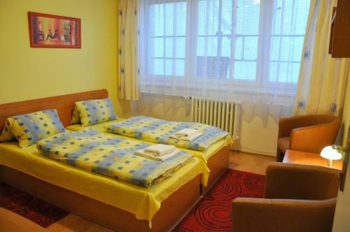 Hotel Kom�rov