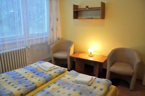 Hotel Kom�rov