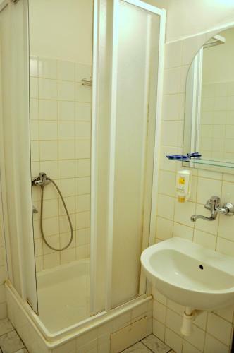 Hotel Kom�rov
