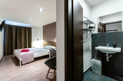 Vv Hotel