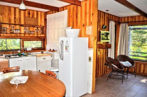 Lodge Caba�as Newenp�ll�