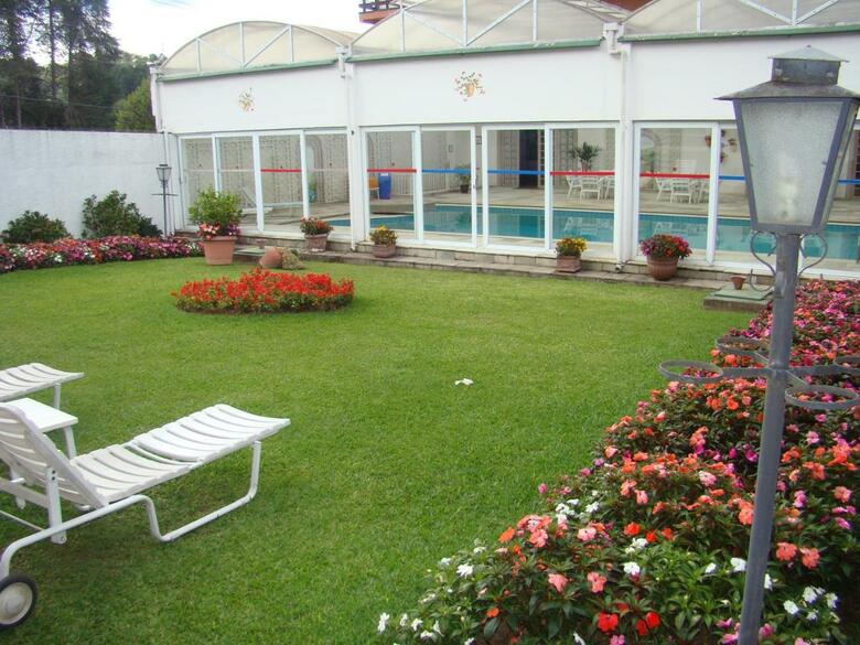 Hotel Chateau