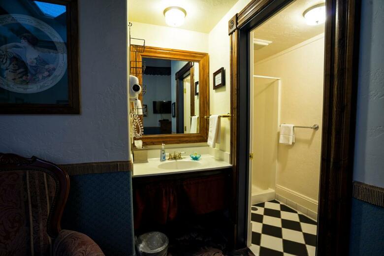 Red Garter B&B Inn