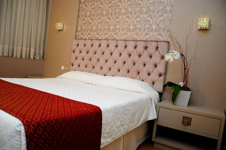 Curitiba Palace Hotel