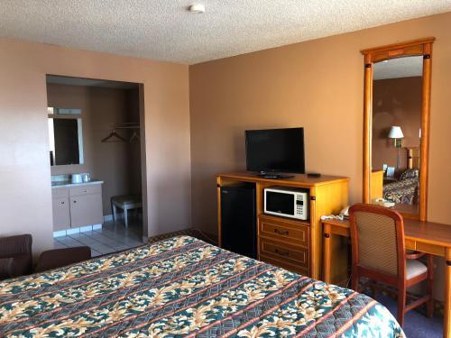 Regalodge Motel