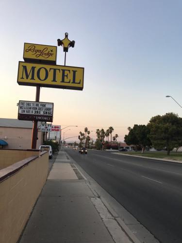 Regalodge Motel