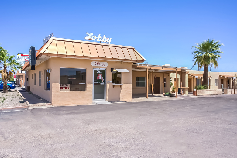 Posada Arizona Inn & Suites
