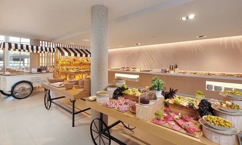 Protur Biomar Gran Hotel & Spa