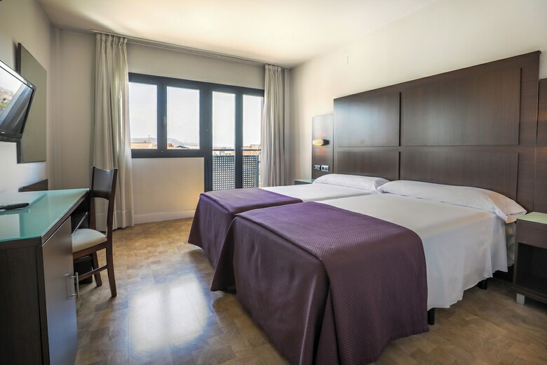 Hotel Conquista De Granada