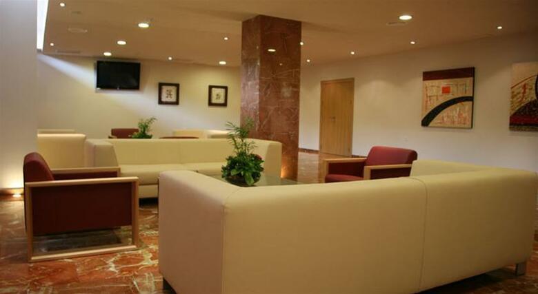 Tch Hotel