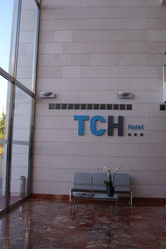 Tch Hotel