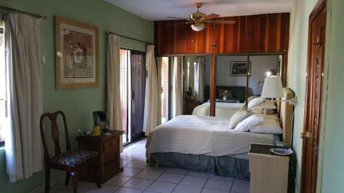 Bed & Breakfast Posada Colibri