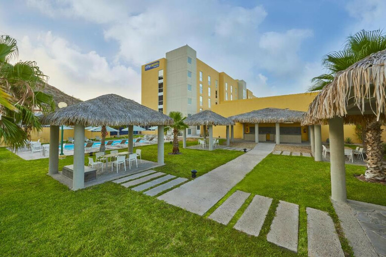Hotel City Express La Paz