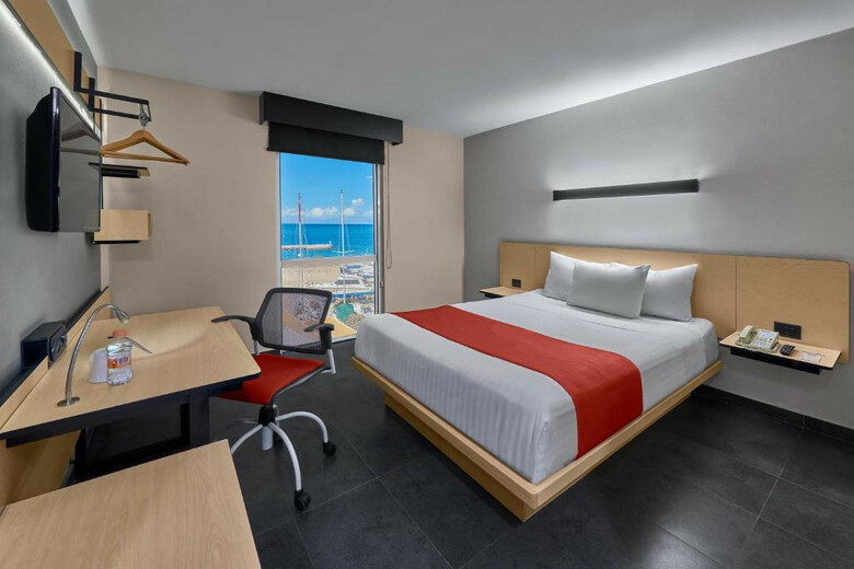 Hotel City Express La Paz