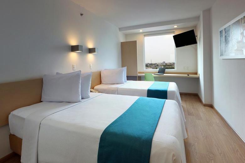Hotel One Leon Poliforum