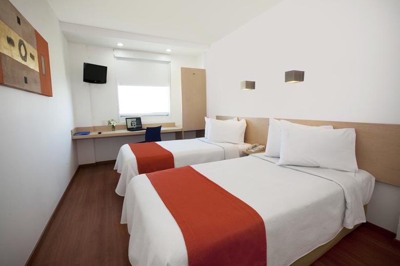 Hotel One Leon Poliforum