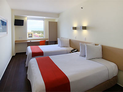Hotel One Leon Poliforum