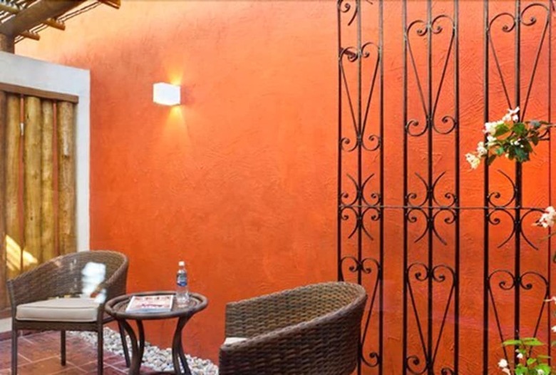 Abayomi Hotel