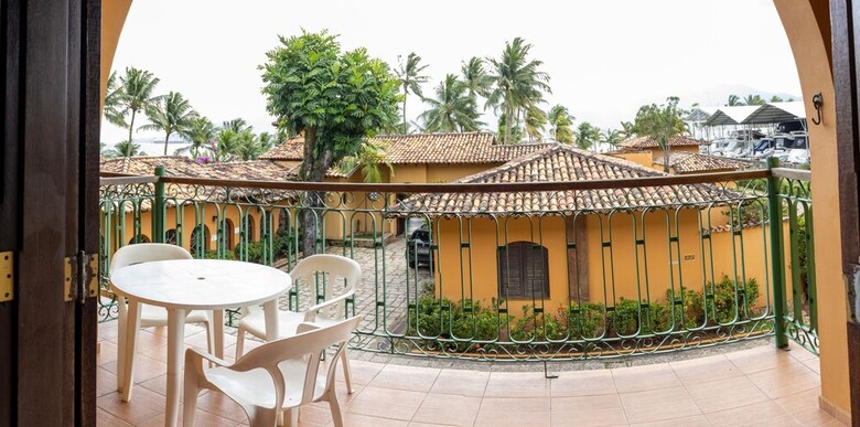 Hostal Pousada Casa Amarela