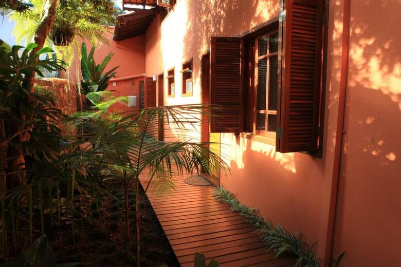 Hostal Pousada Manga Rosa