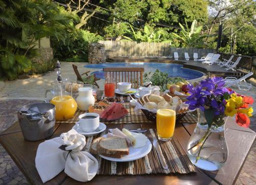 Hostal Pousada Villaggio Assis