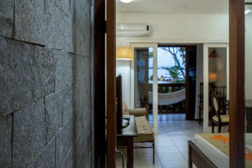 Hostal Porto Dos Casais Guest House Itacar�